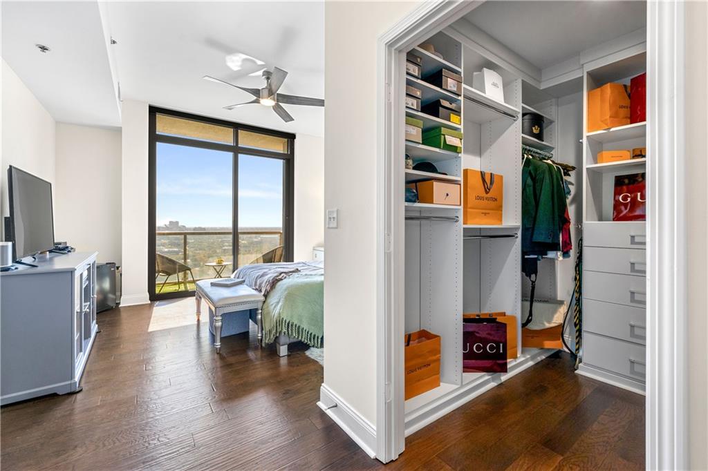 270 17th Street NW Unit 3703