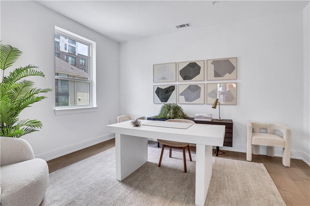 775 Juniper Street NE Unit 611