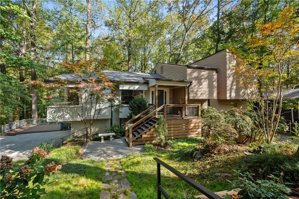 3467 Shawnee Trail SE