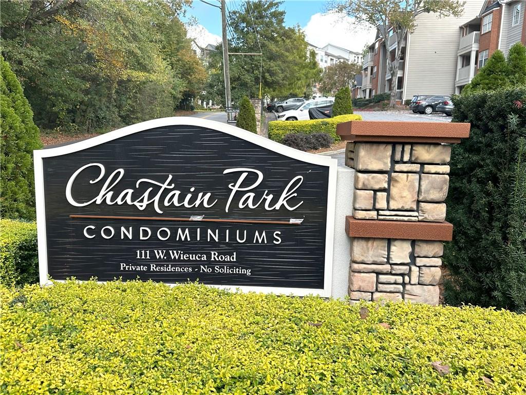 4090 Chastain Park Court NE