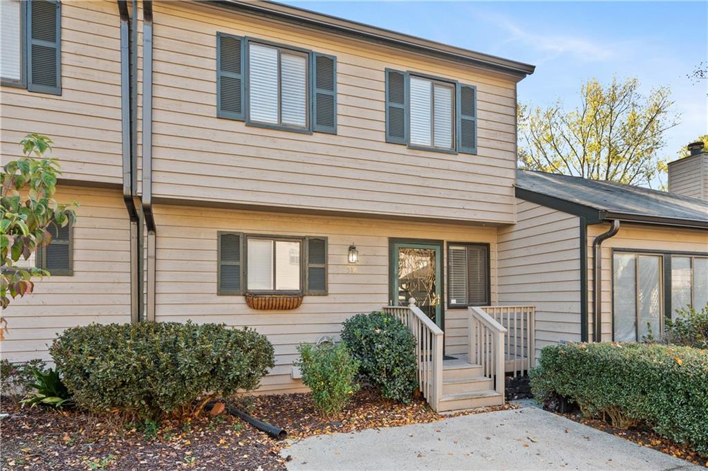 518 Gardenia Lane