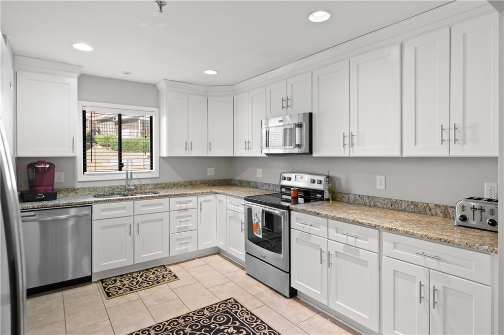 518 Gardenia Lane