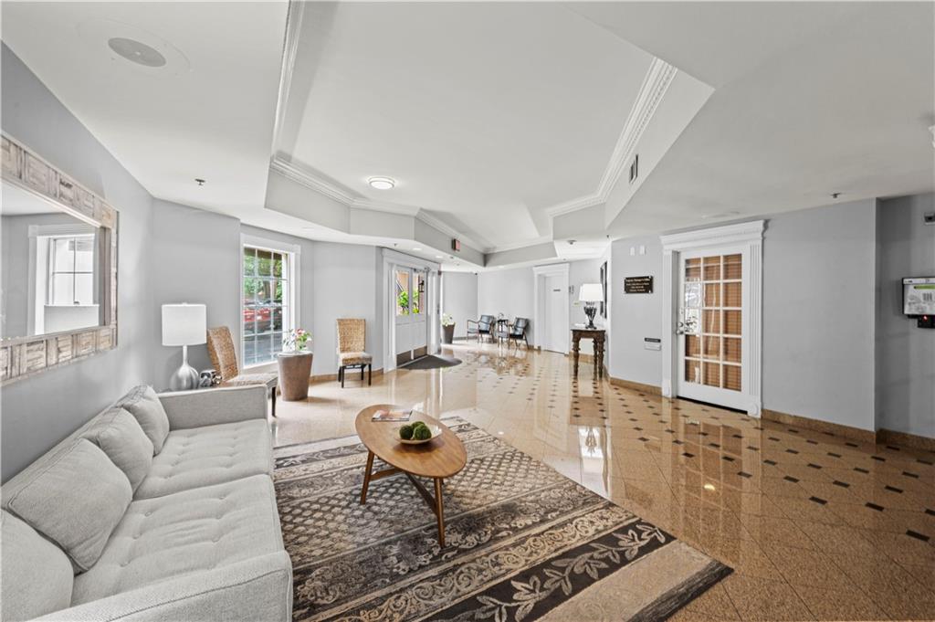 1 Biscayne Drive NW Unit 610