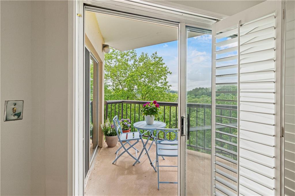 1 Biscayne Drive NW Unit 610