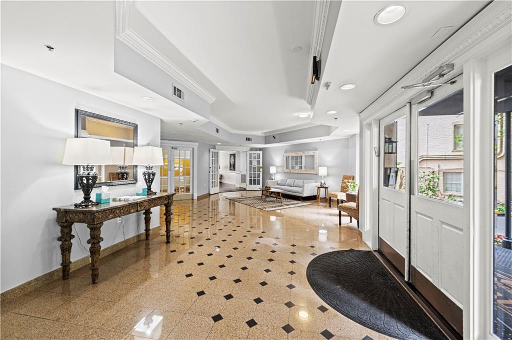 1 Biscayne Drive NW Unit 610