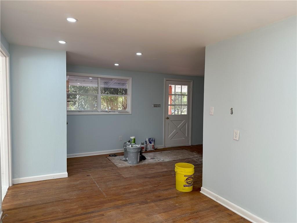 5540 Mercedes Drive