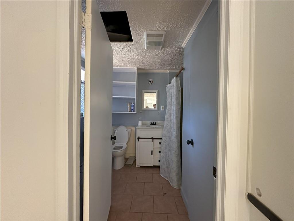 5540 Mercedes Drive