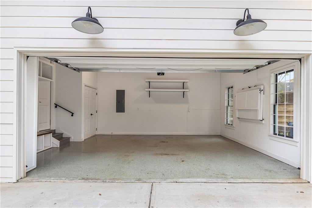 885 Monroe Circle NE Unit B
