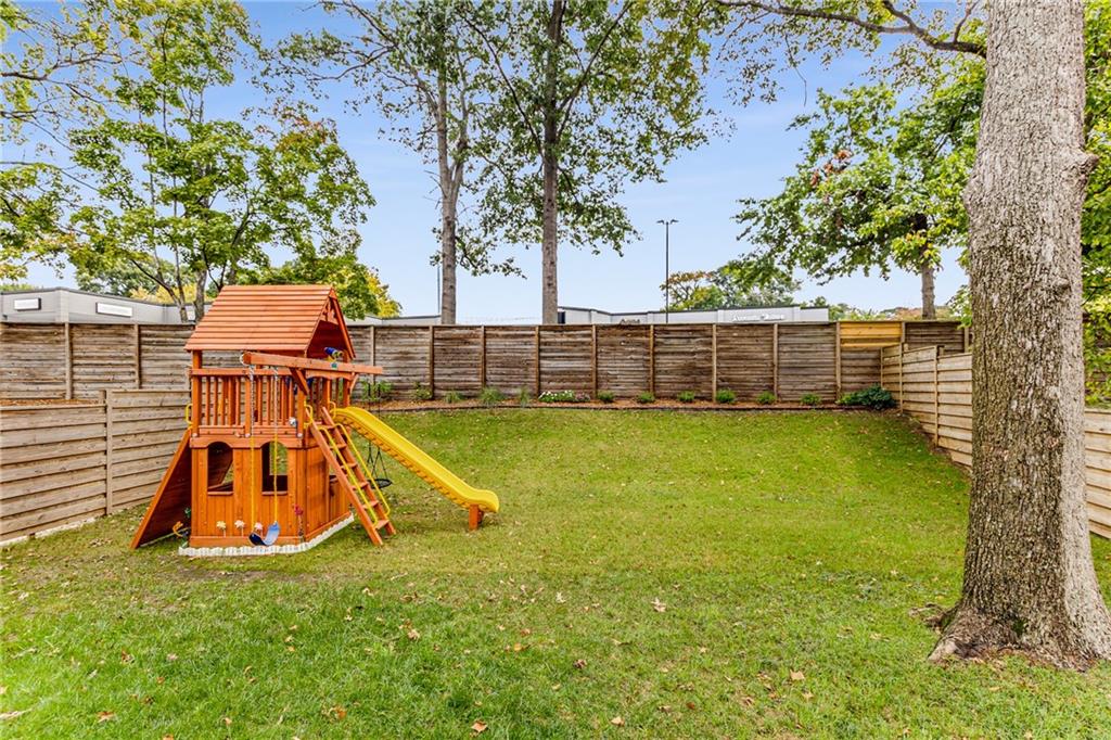 885 Monroe Circle NE Unit B