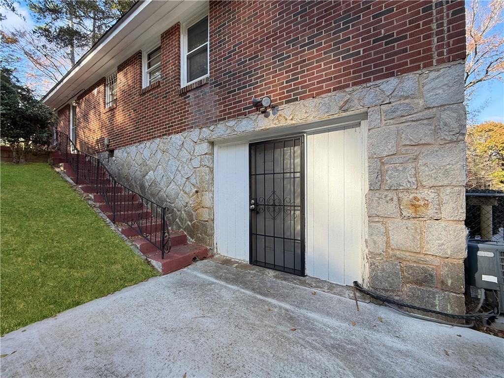 591 Lynn Circle SW