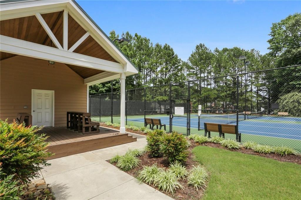 574 Vinings Estates Drive SE Unit B9
