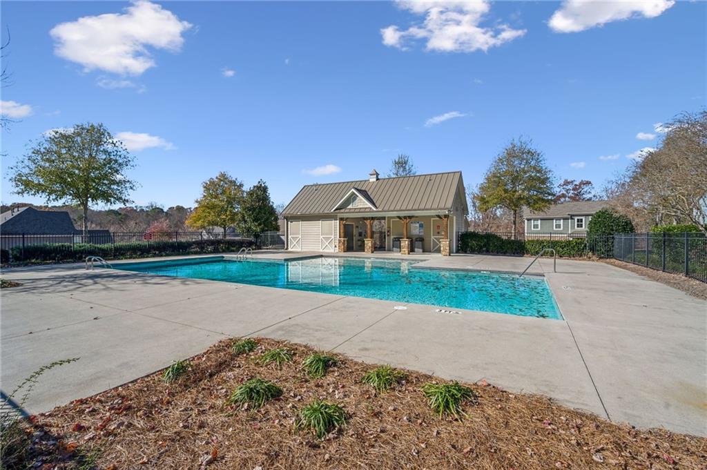 6110 Sparrow Lane