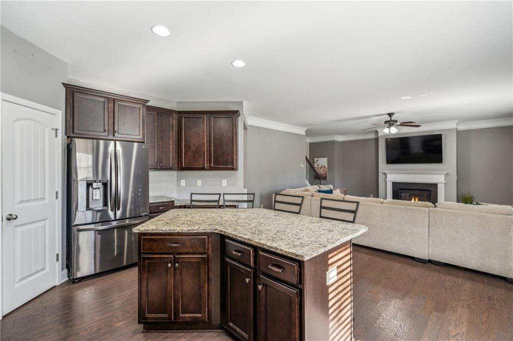 6110 Sparrow Lane