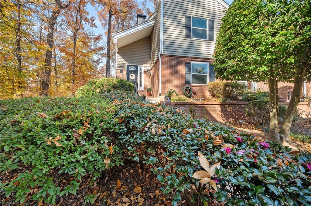 71 Dunwoody Springs Drive