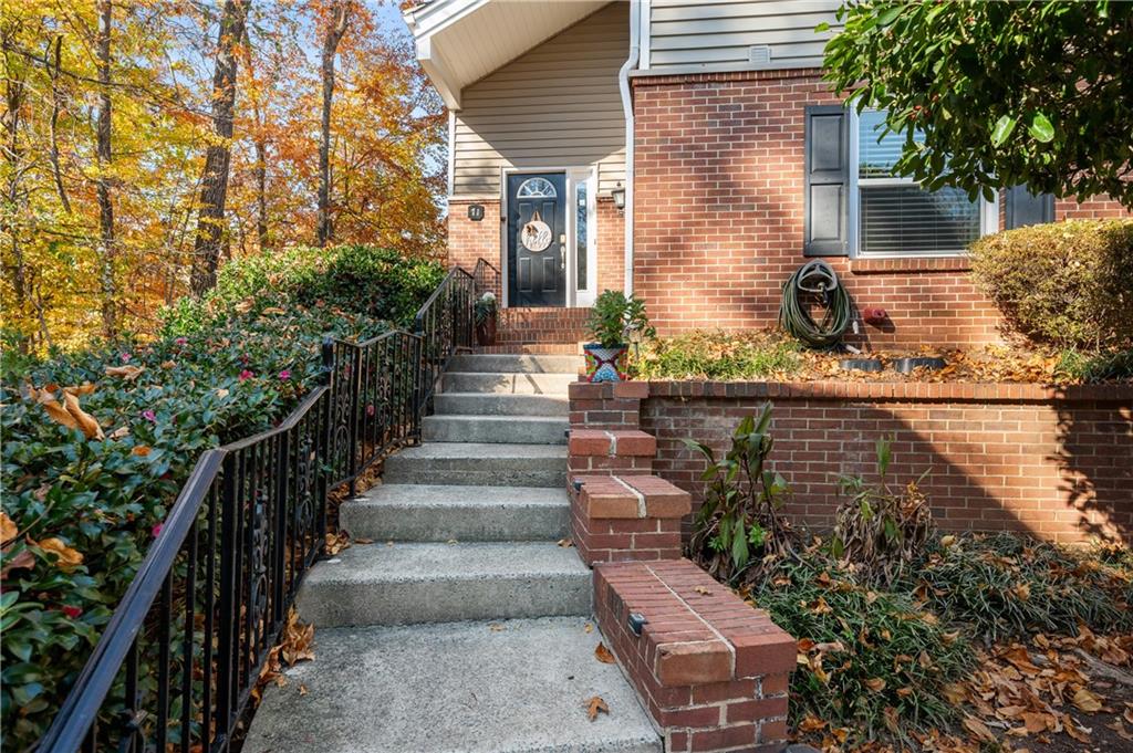 71 Dunwoody Springs Drive