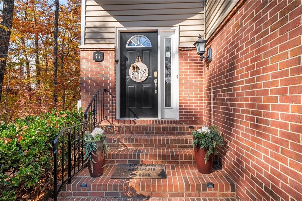 71 Dunwoody Springs Drive