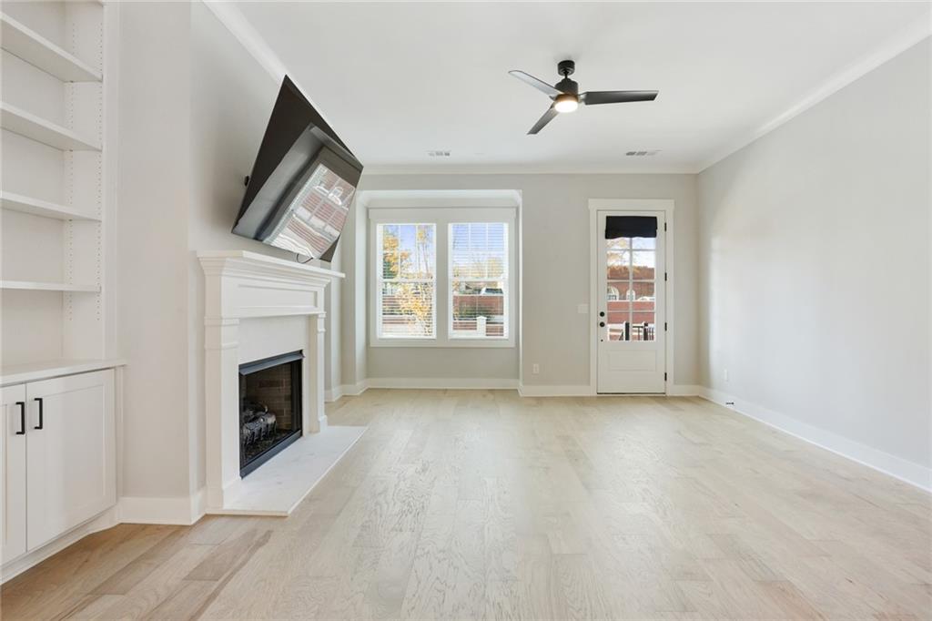 4462 Lemon Street Unit 2