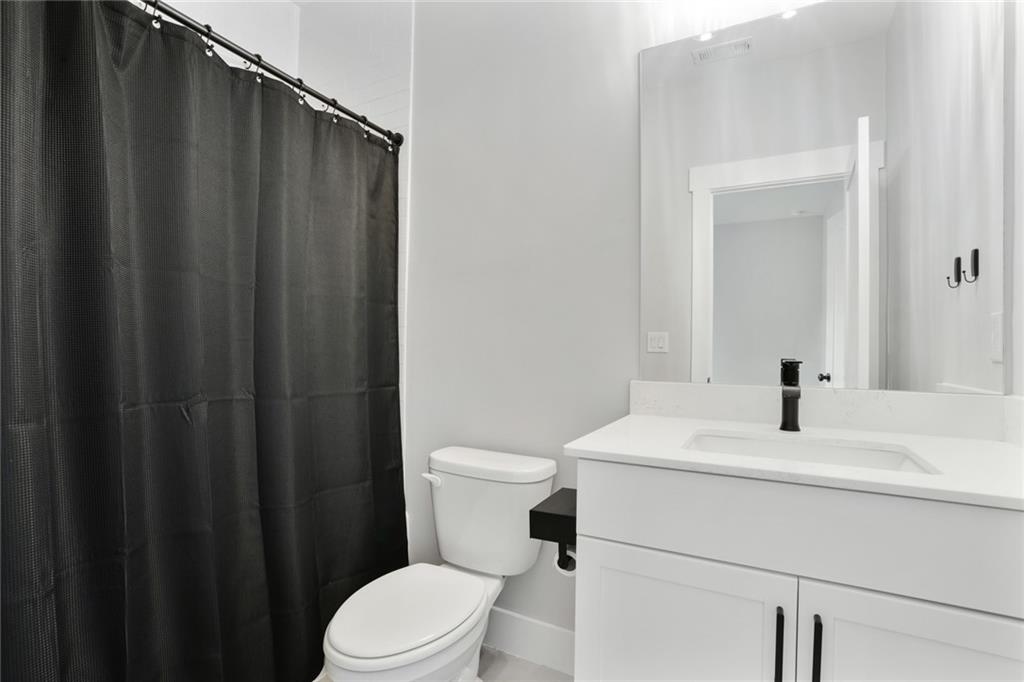 4462 Lemon Street Unit 2