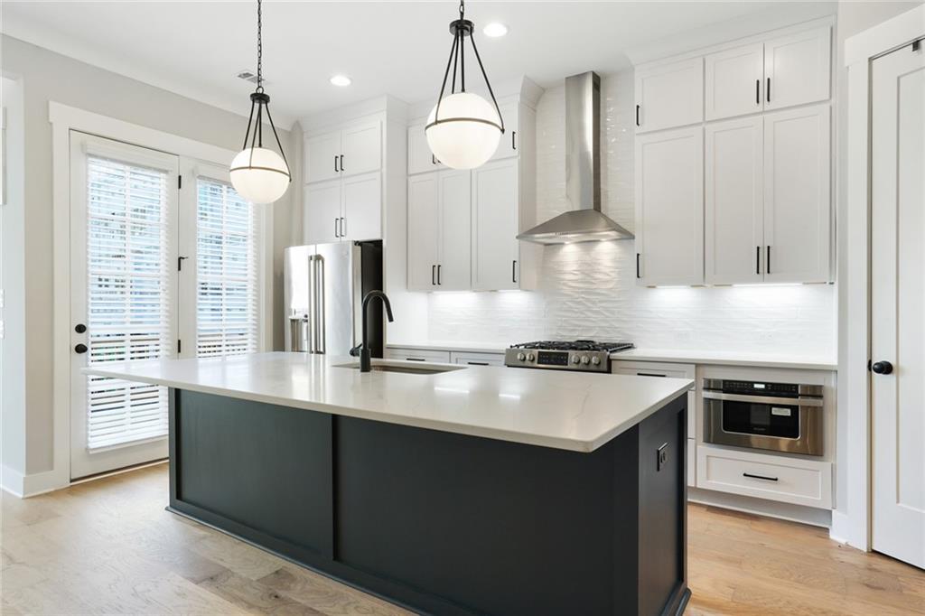 4462 Lemon Street Unit 2