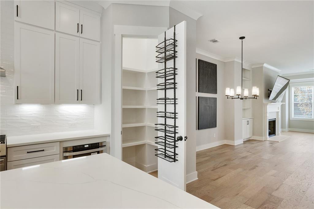 4462 Lemon Street Unit 2