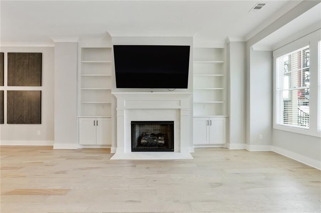 4462 Lemon Street Unit 2