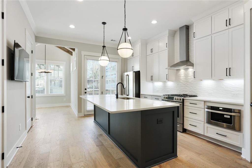 4462 Lemon Street Unit 2
