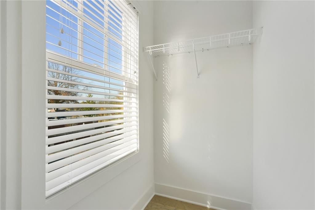 4462 Lemon Street Unit 2