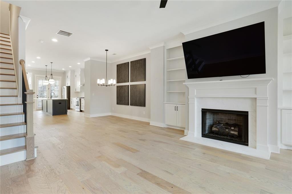 4462 Lemon Street Unit 2