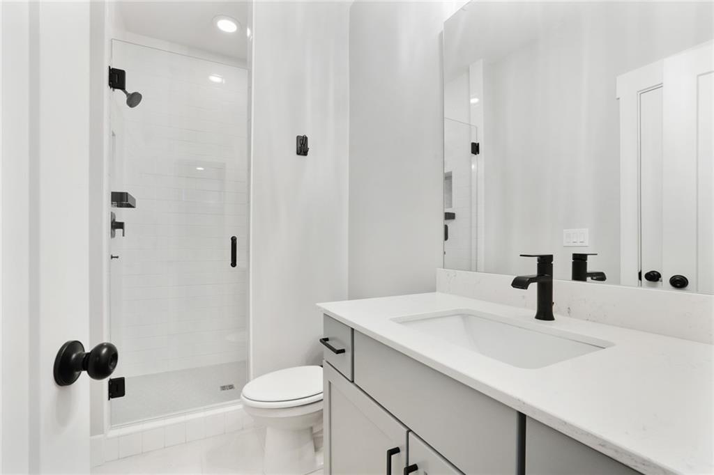 4462 Lemon Street Unit 2