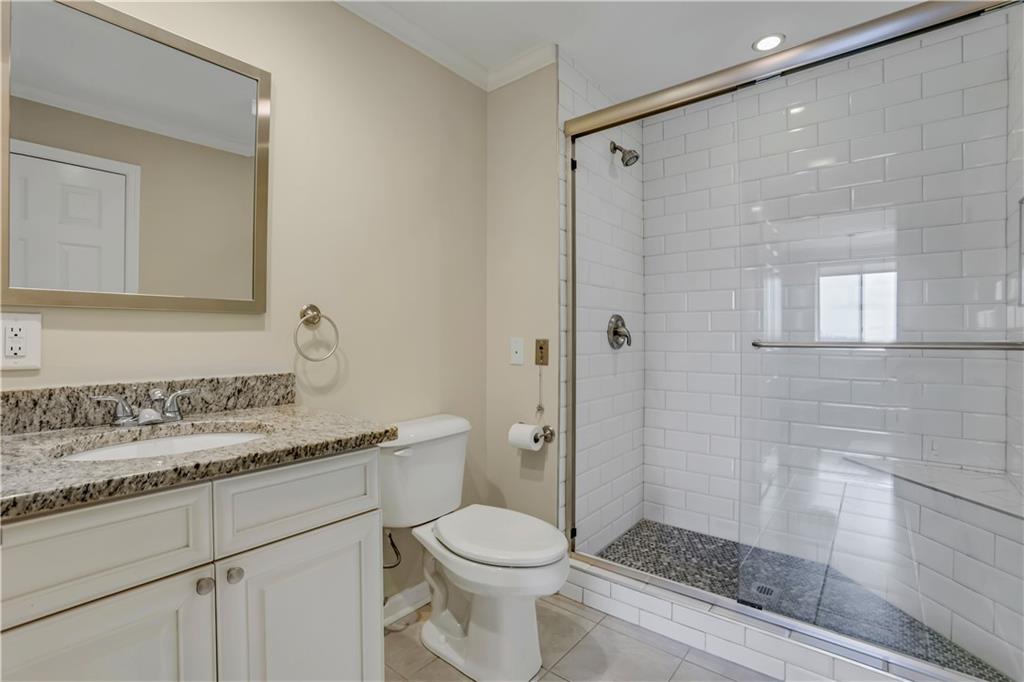 300 Johnson Ferry Road NE Unit B904