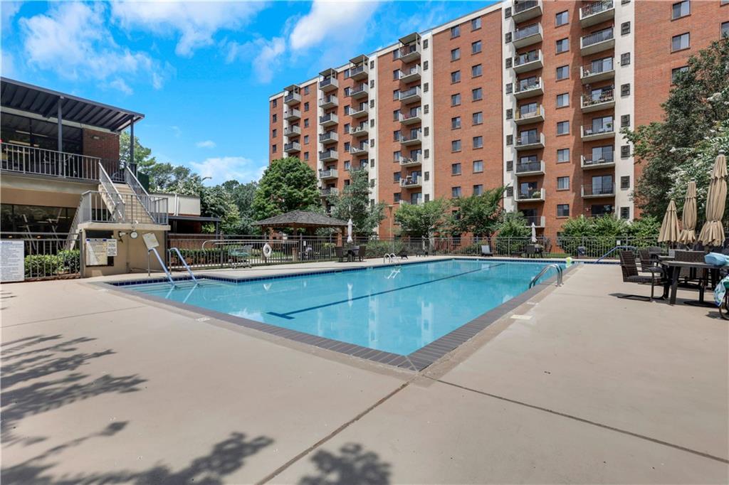 300 Johnson Ferry Road NE Unit B904