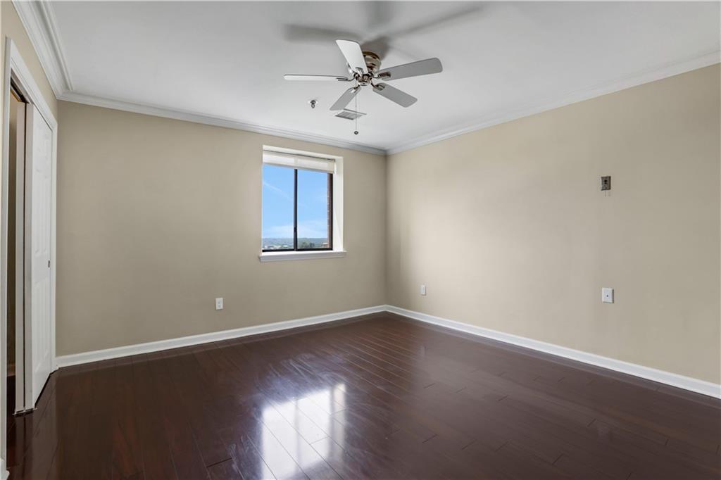 300 Johnson Ferry Road NE Unit B904
