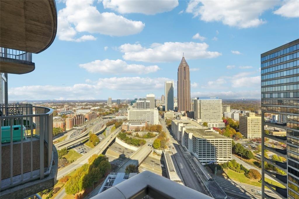 400 W PEACHTREE Street NW Unit 2814