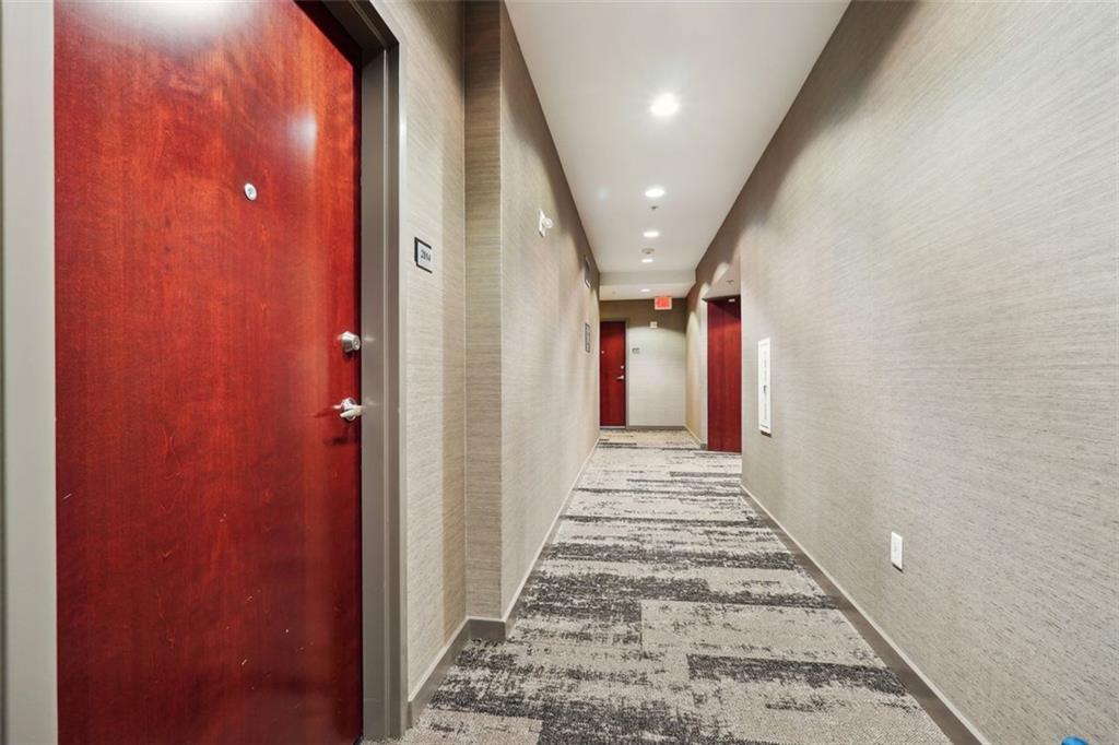 400 W PEACHTREE Street NW Unit 2814