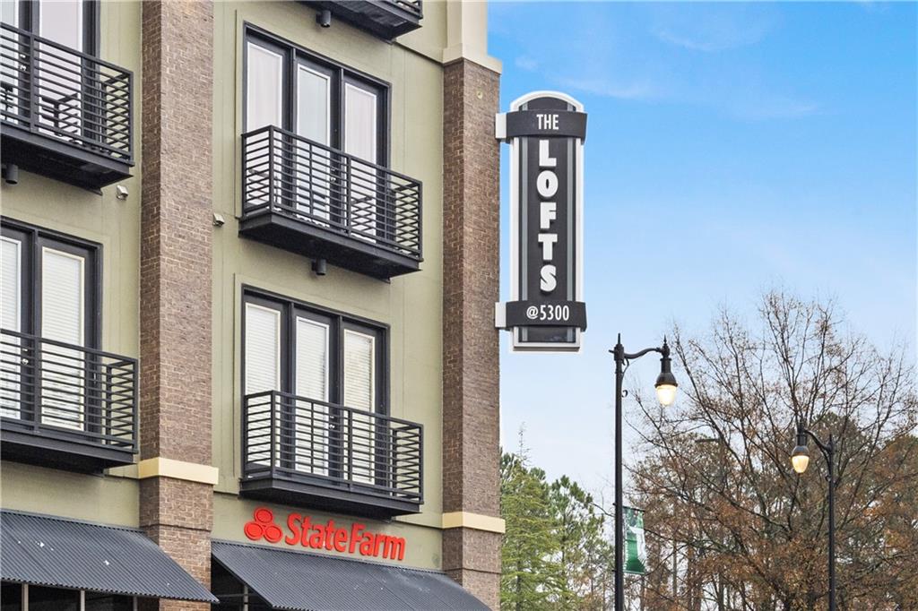 5300 Peachtree Road Unit 108