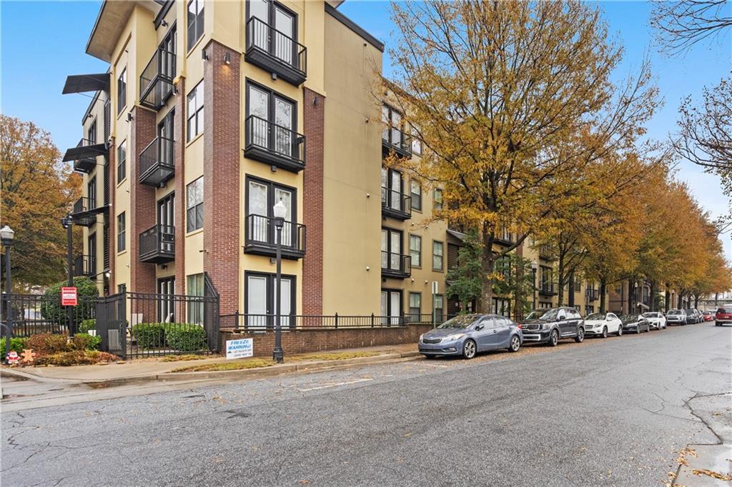 5300 Peachtree Road Unit 108