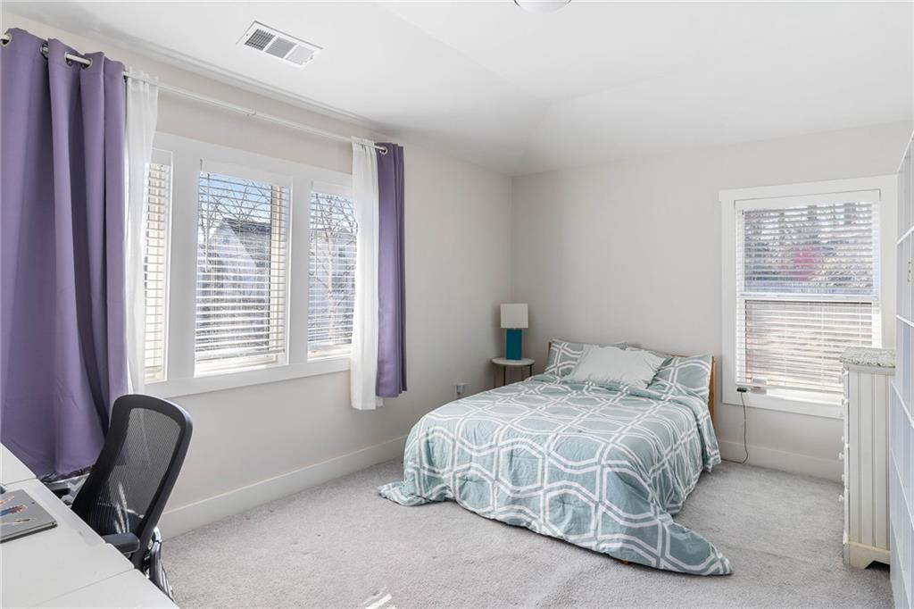 1736 Red Maple Ridge