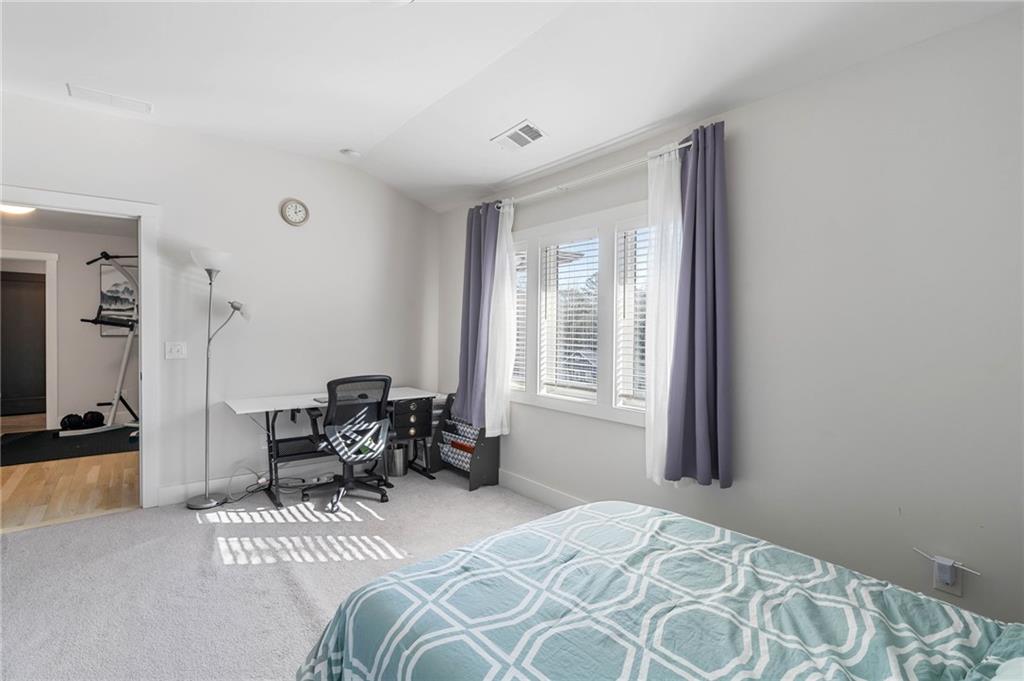 1736 Red Maple Ridge