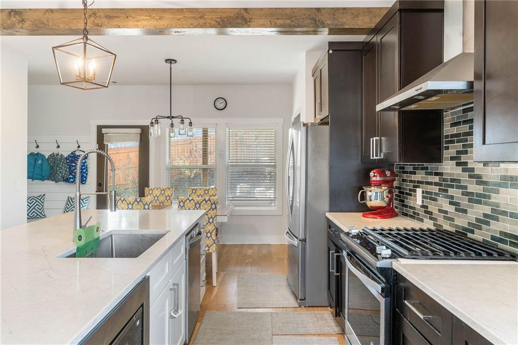 1736 Red Maple Ridge