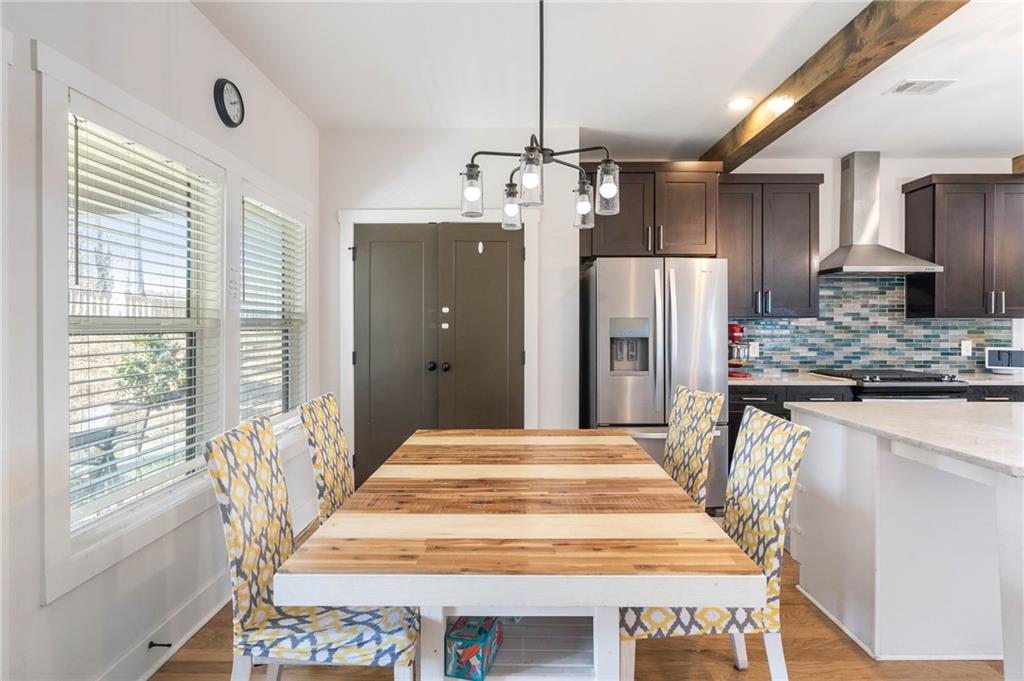1736 Red Maple Ridge