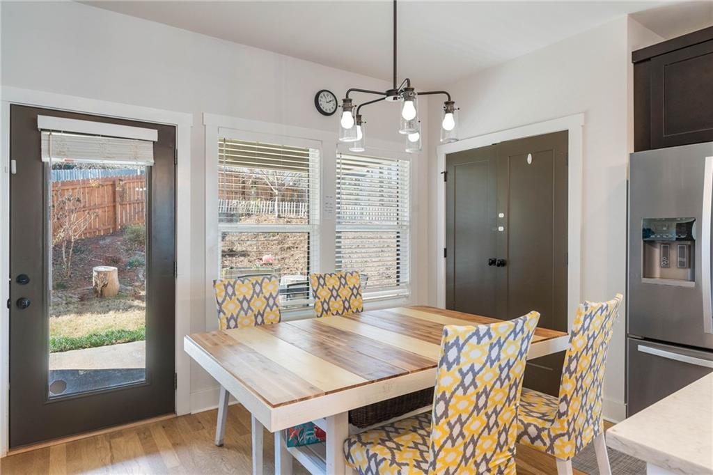 1736 Red Maple Ridge