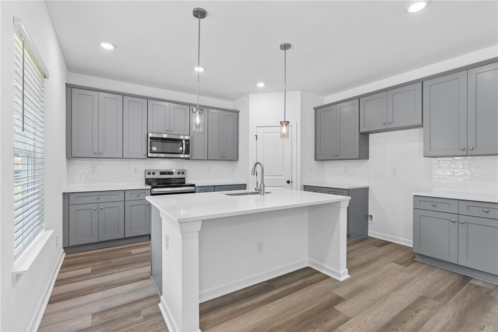 3328 Pepperpike Court