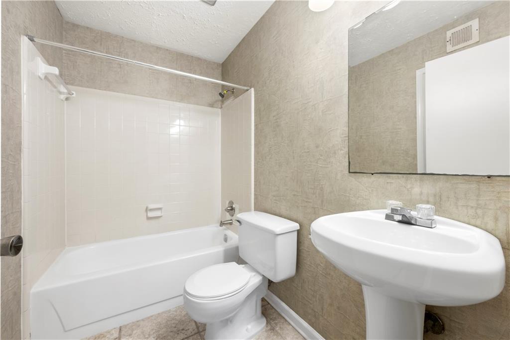 1107 Old Hammond Chase
