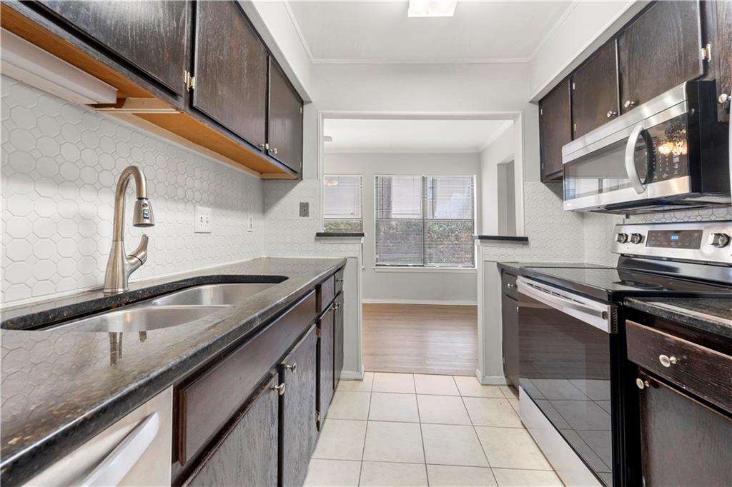 1107 Old Hammond Chase
