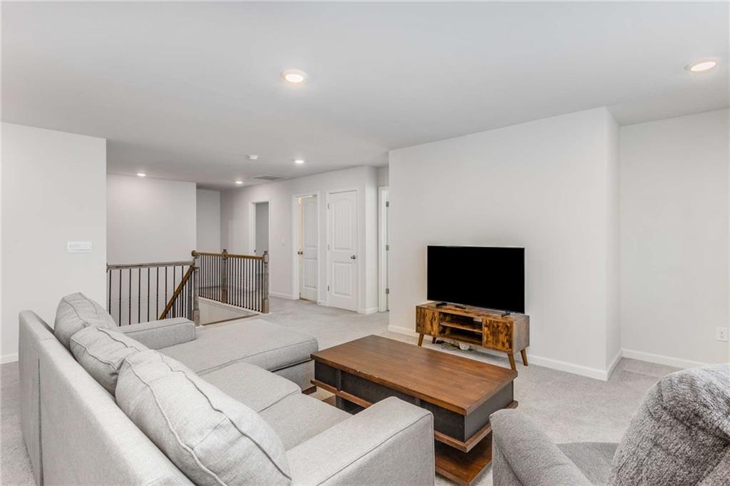 181 Treeline Trail
