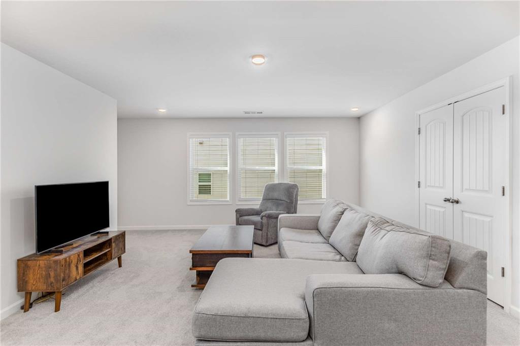 181 Treeline Trail