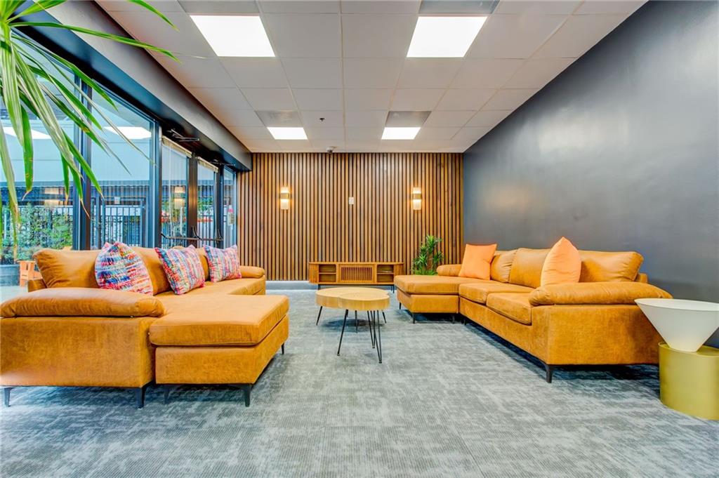 620 Peachtree Street NE Unit 415