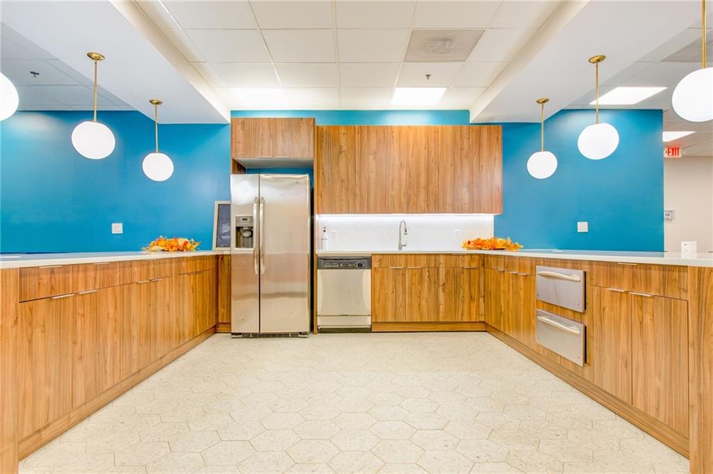 620 Peachtree Street NE Unit 415