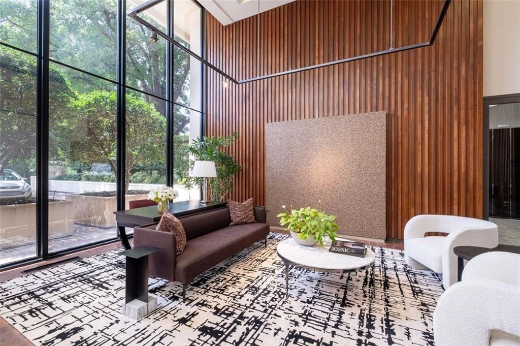 2575 Peachtree Road NE Unit 302