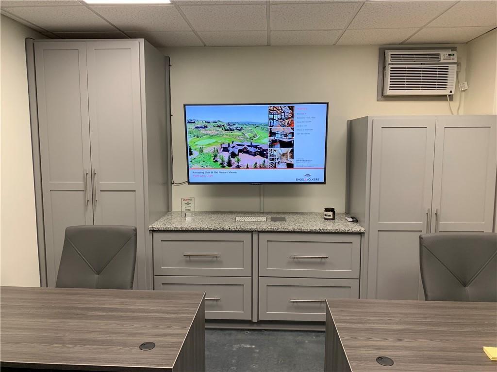 2575 Peachtree Road NE Unit 302